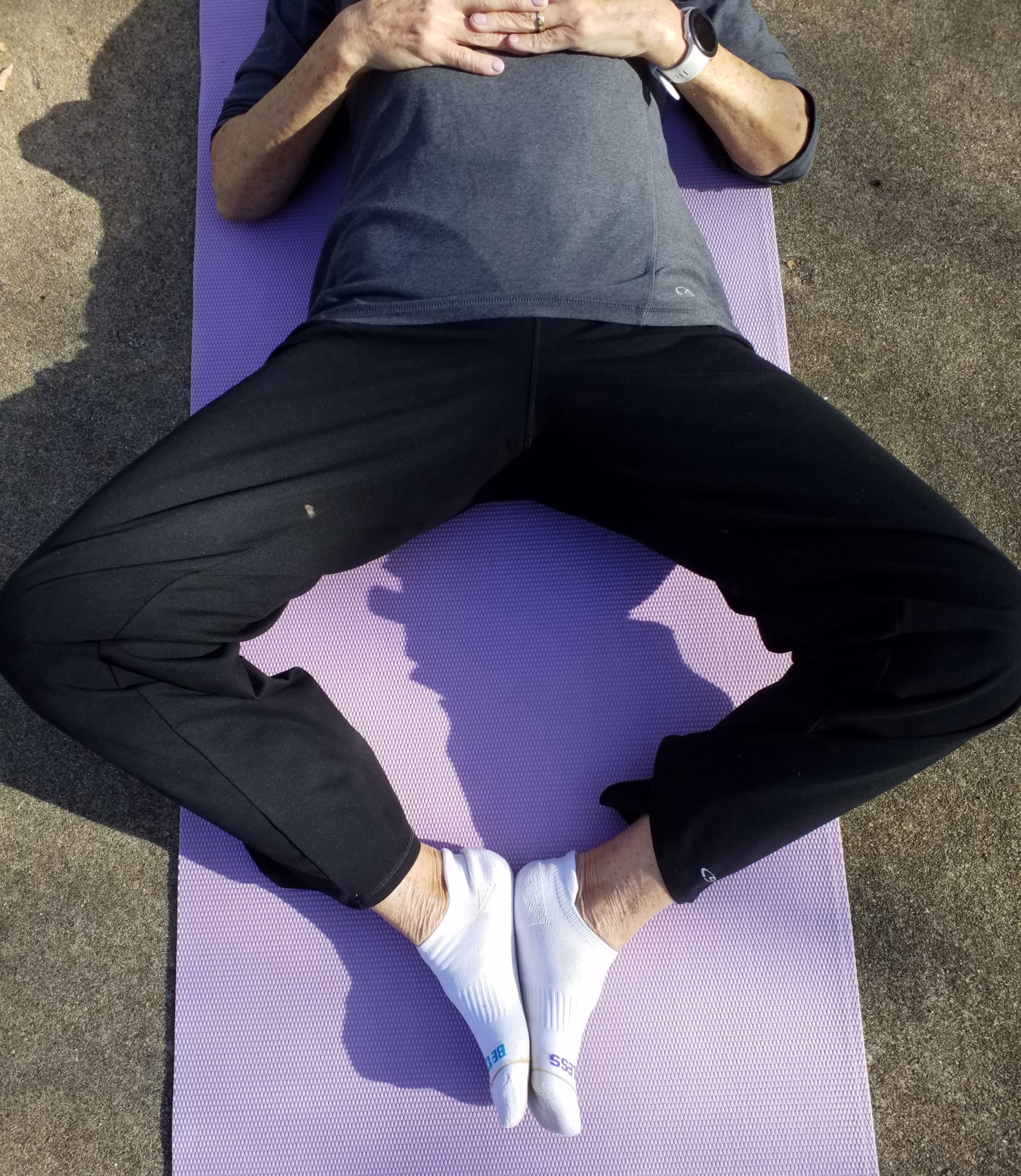 supine.frog.3 - Damien Howell PT